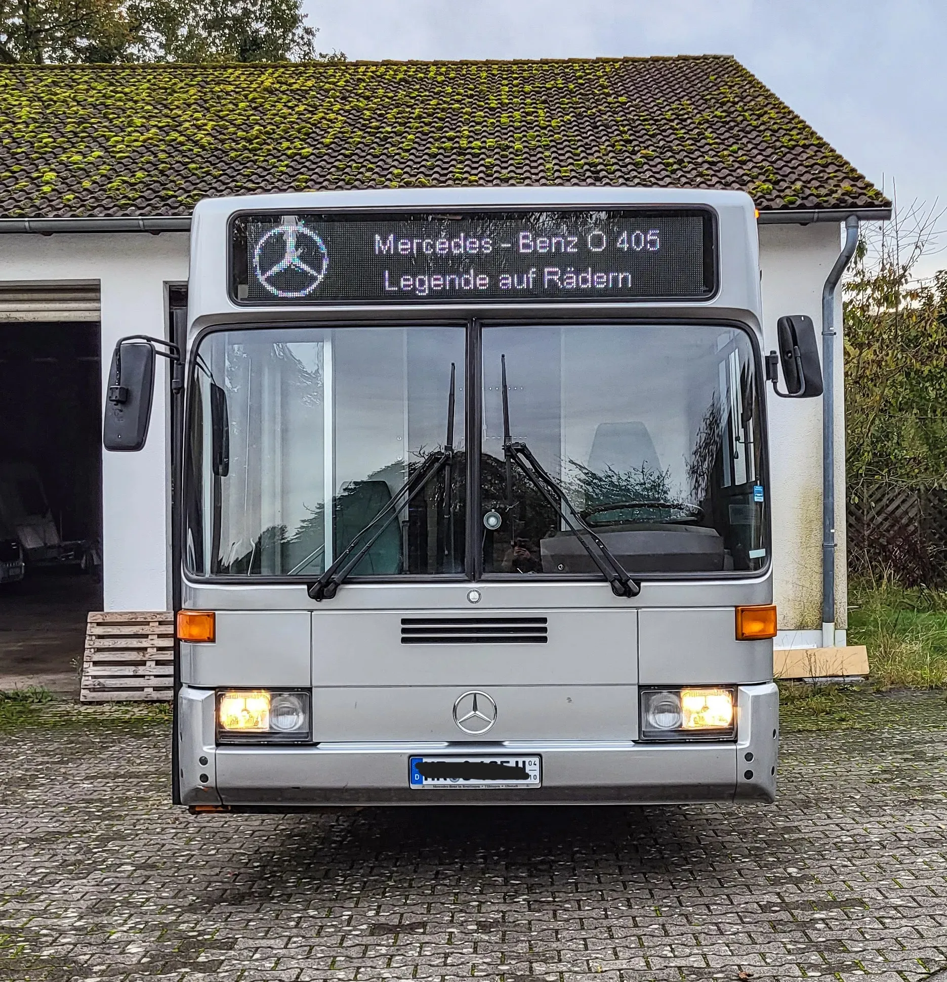 Schneller Aufbau einer mobilen LED Videowand