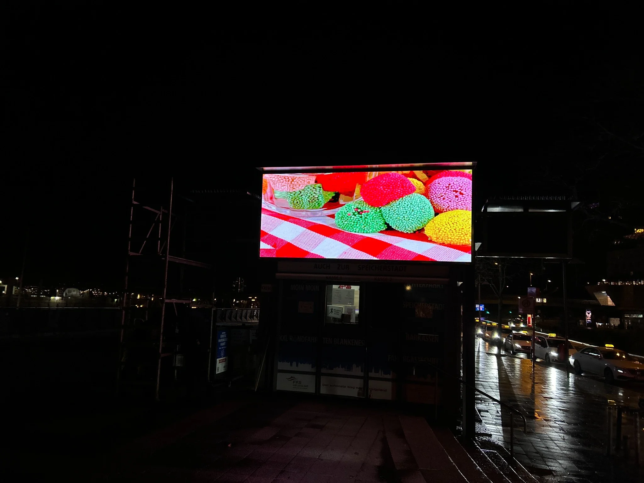 Rainer Abicht Elbreederei Hamburger Hafen LED Display Skyleds Referenz