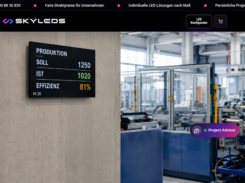 Kompakte Skyleds Produktionsanzeige mit SOLL, IST und Effizienz in einer Fertigung